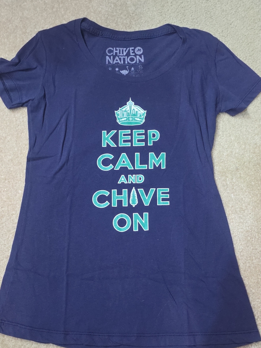 Seattle Chive Tee - Picture 2 of 5
